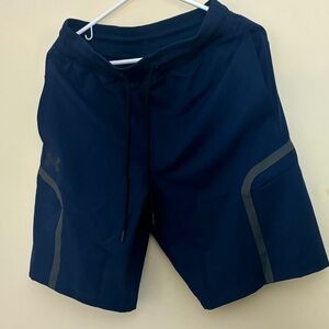 Men’s under armor shorts size medium